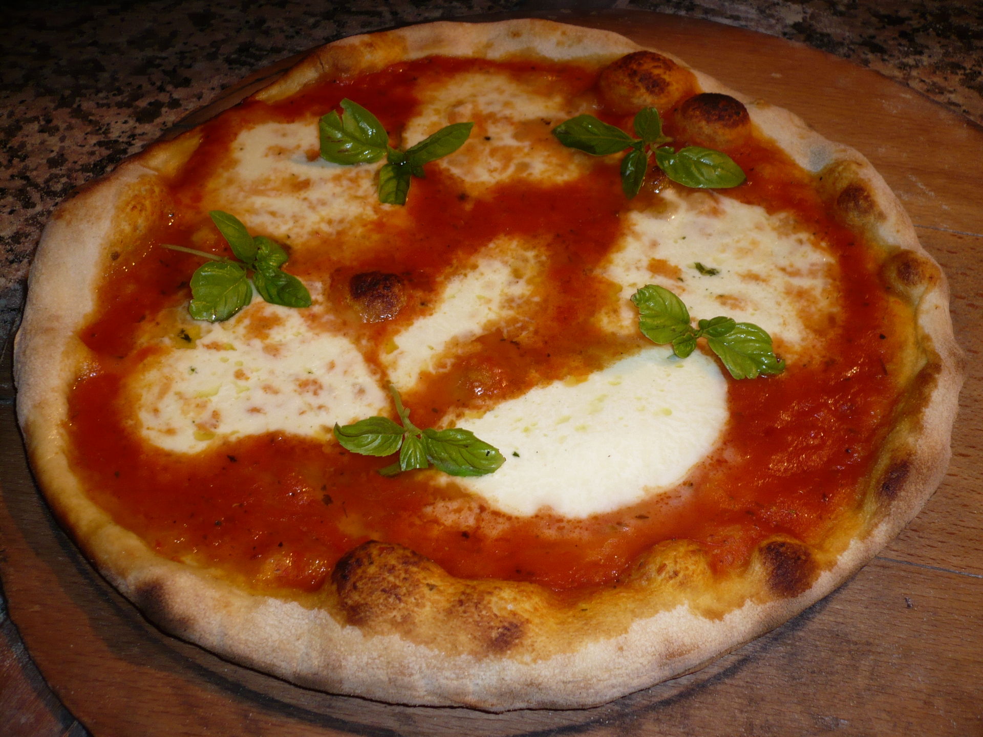Pizza iz Bistro Pizzerije Megi